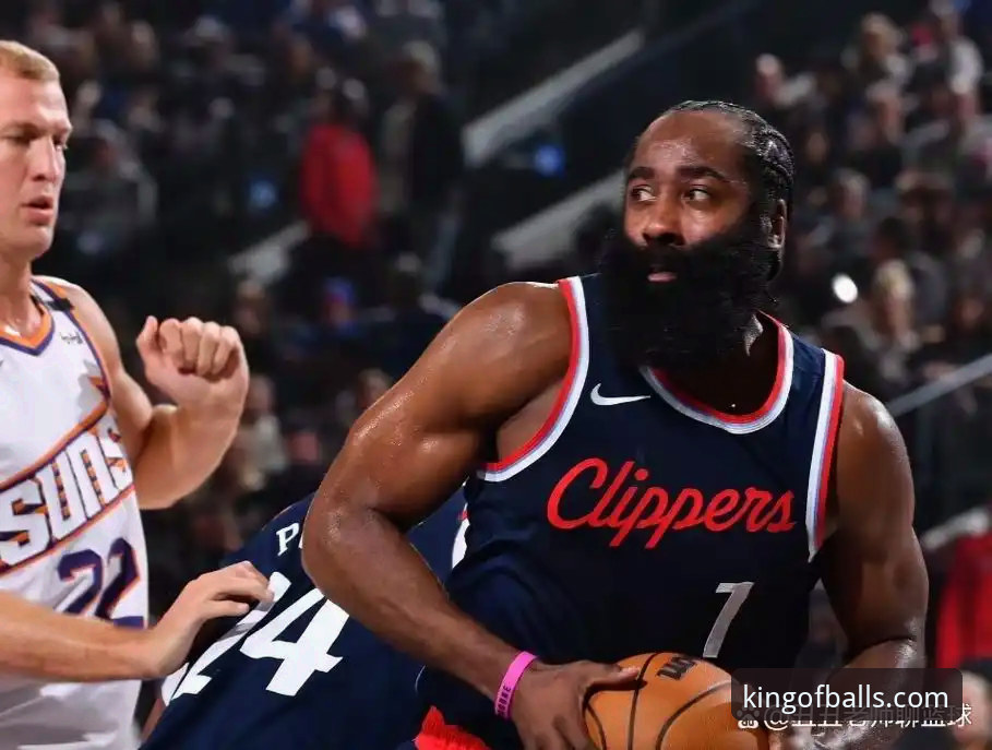 一场18分领先到20分溃败：快船鹈鹕之战背后的攻防逻辑深度评测